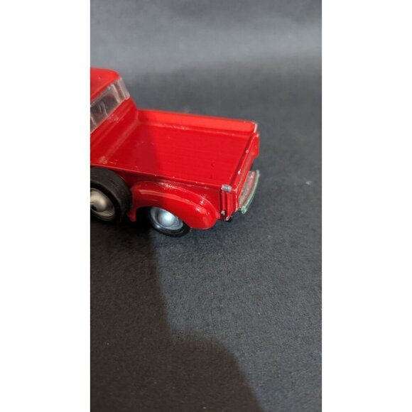 Maisto 1:26 Scale 1950 Chevrolet 3100 Pickup Diecast Truck Vehicle red - Picture 11 of 14